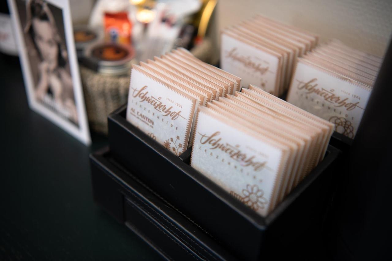 Hotel Schweizerhof เลนเซอร์ไฮเดอ ภายนอก รูปภาพ